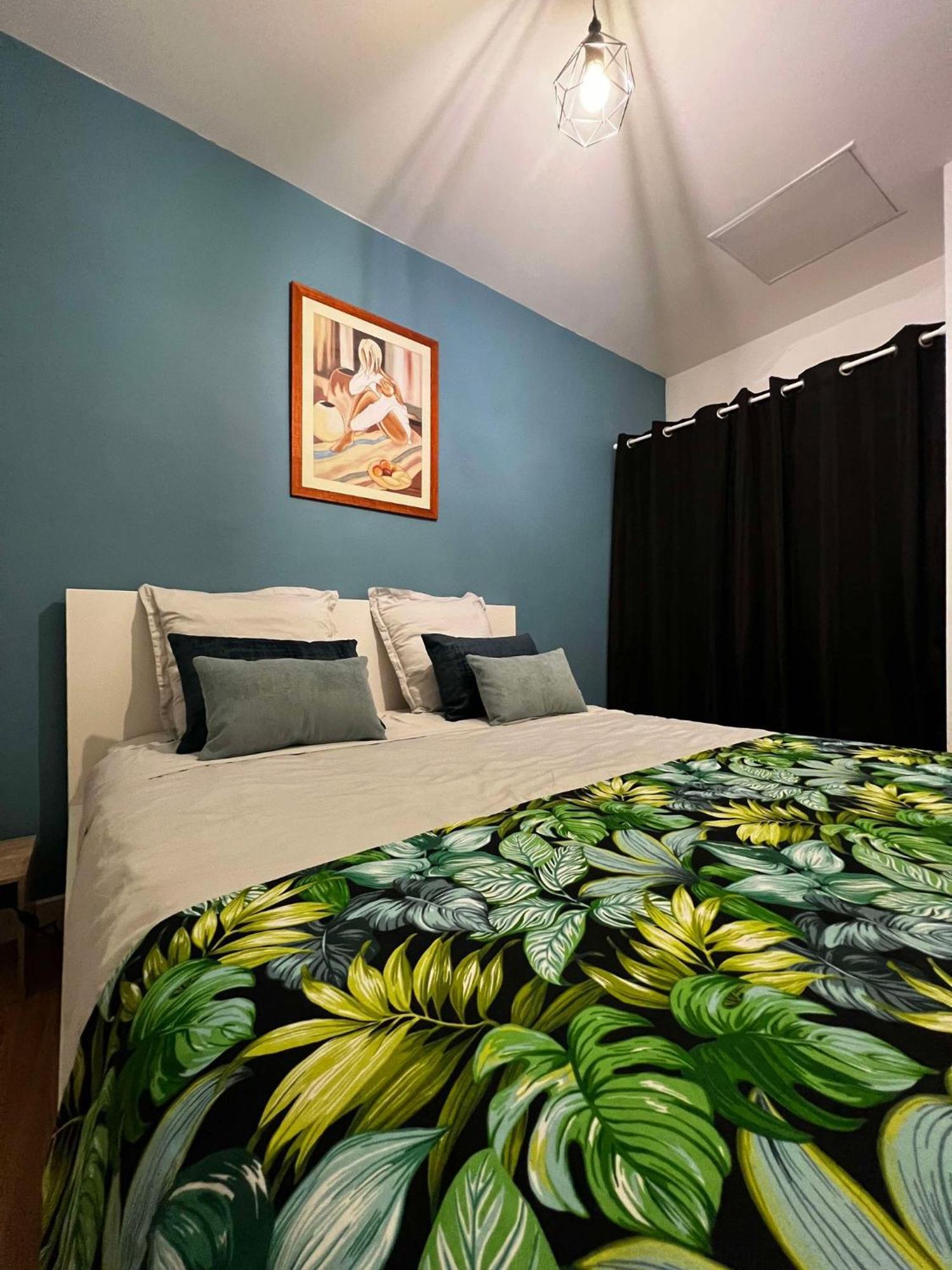 Appartement Le Flamboyant - Wifi - Central - Cosy อิกซ์เลส์แบ็งส์ ภายนอก รูปภาพ